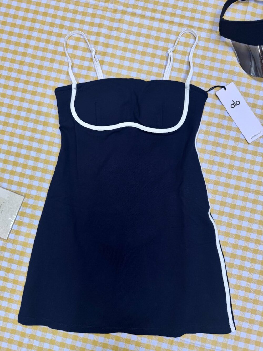 Alo Yoga Airbrush Streamlined Dress,Slim Fit Sports Dress 💙😘
